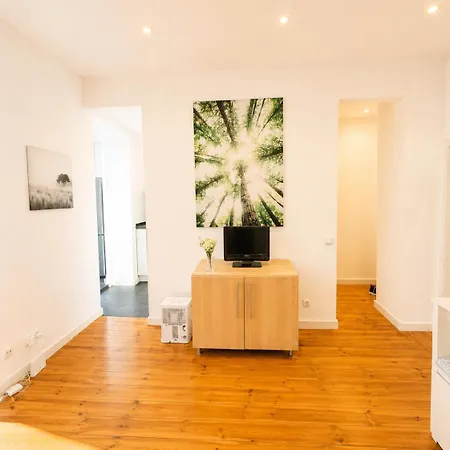 Spacious 2-bedroom Flat Near Saldanha Apartamento *