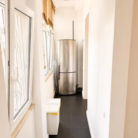 Spacious 2-bedroom Flat Near Saldanha Apartamento *